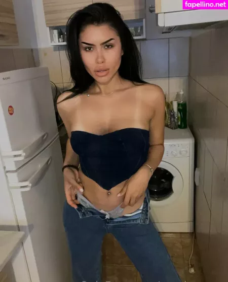 Veraivanova OnlyFans Thumbnail #74v6OgVAxE