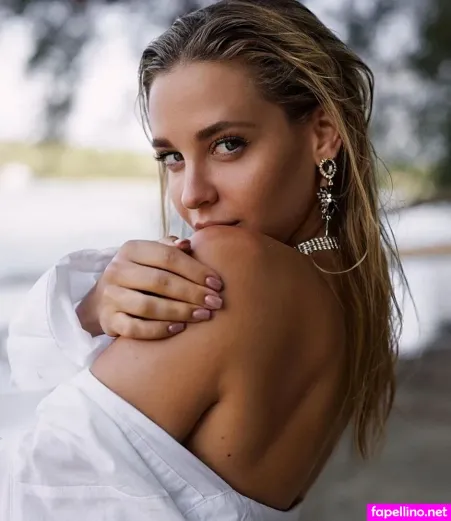 Verena Katrien Gamlich OnlyFans Thumbnail #f2i6Up2VFa