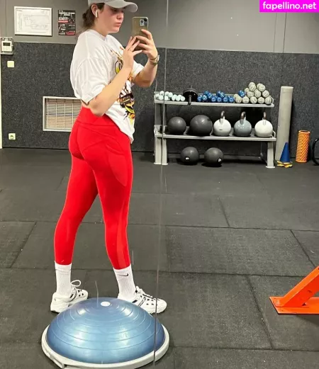 Verenaaaxxx OnlyFans Thumbnail #xiY7TqxEJ4