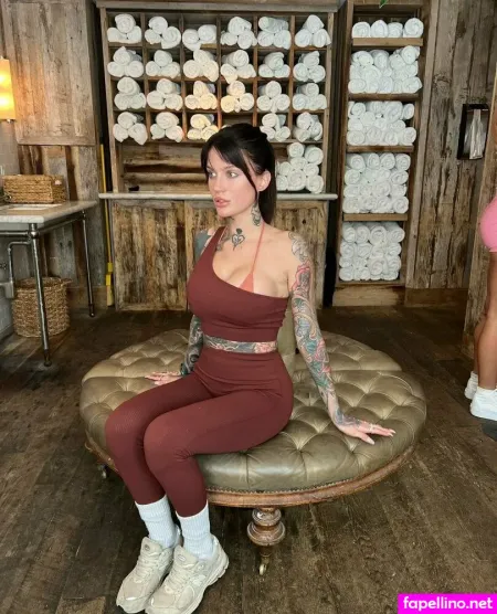 Verenag 2 OnlyFans Thumbnail #QK9E7I2mR8