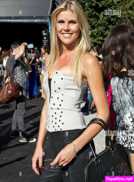 Veridiana Mallmann OnlyFans Thumbnail #QFQynLgIaa