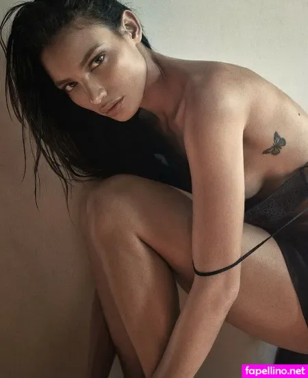 Veridiana OnlyFans Thumbnail #vFzj3wlzUA