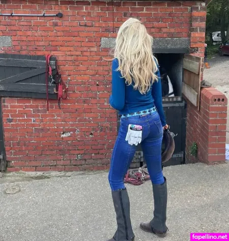 Verity Bowditch OnlyFans Thumbnail #IIPXg2OT3t