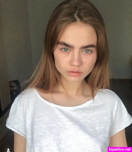 Vero Hanberg OnlyFans Thumbnail #8qPk0Zv6EX