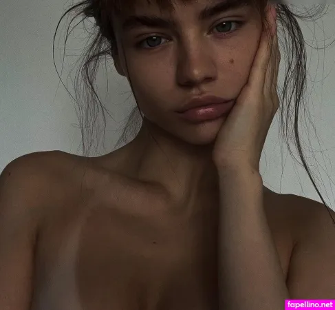 Vero Hanberg OnlyFans Thumbnail #XHZIKdRk06