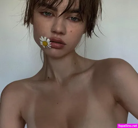 Vero Hanberg OnlyFans Thumbnail #vArONnrJmY