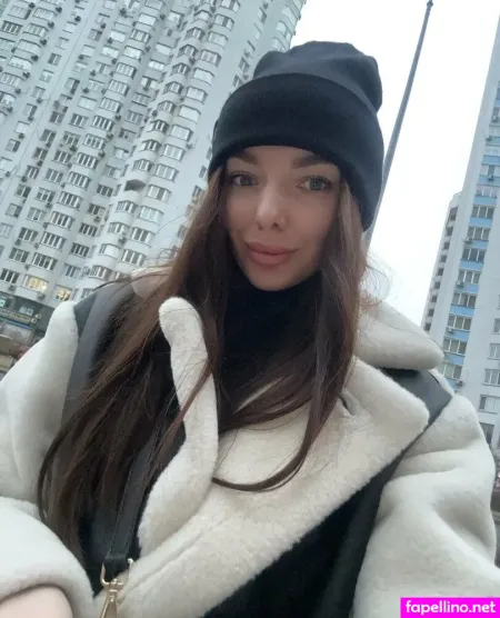 Verona Foxxx OnlyFans Thumbnail #dFSzb84ove