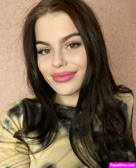 Verona Vero OnlyFans Thumbnail #YW0Bb118Fn
