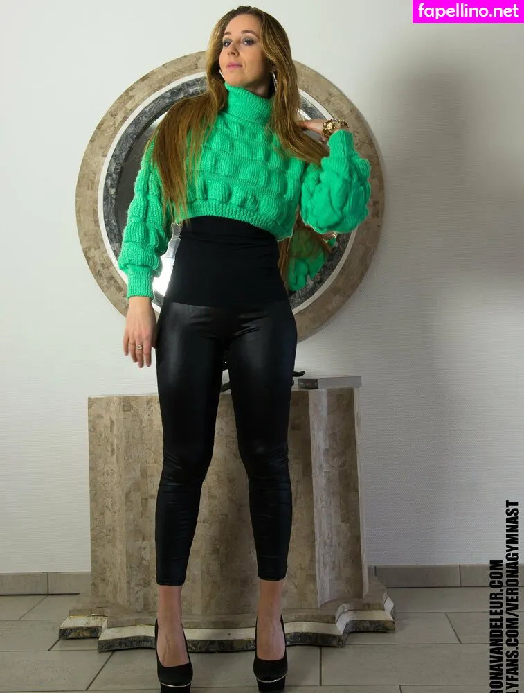 veronagymnast2, veronavandeleur Nude Leaked OnlyFans Photo #DoGed9ImVp