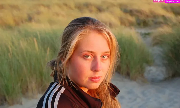 Veronavandeleur OnlyFans Thumbnail #KDPVR1M45B