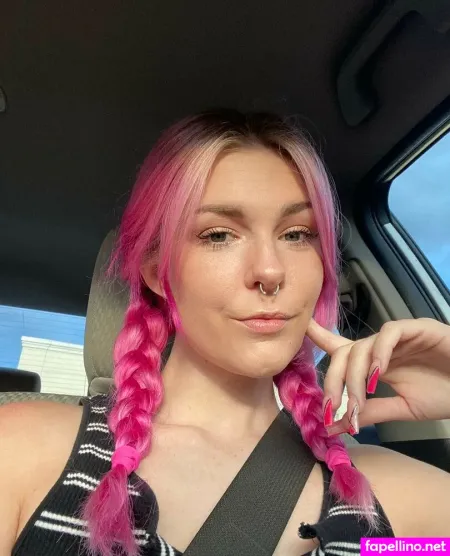 Veronica 3 OnlyFans Thumbnail #w1JnONP4zo