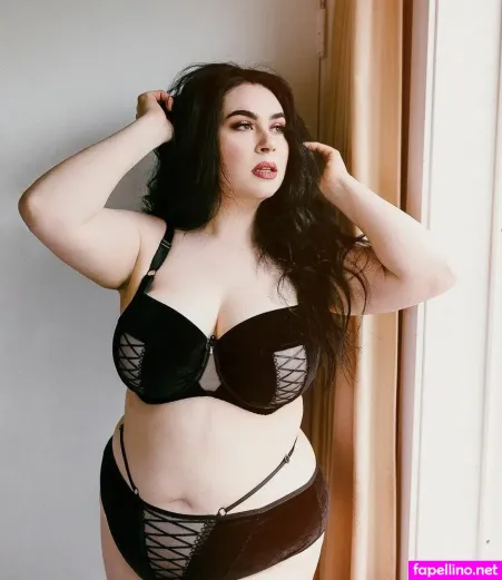 Veronica Belle OnlyFans Thumbnail #14SViMUhMF