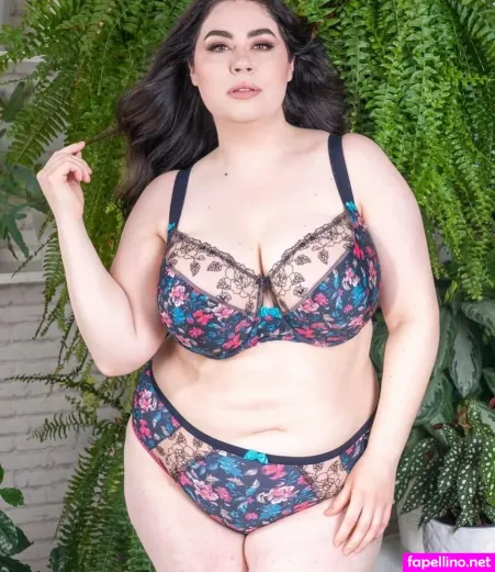 Veronica Belle Main Profile Photo