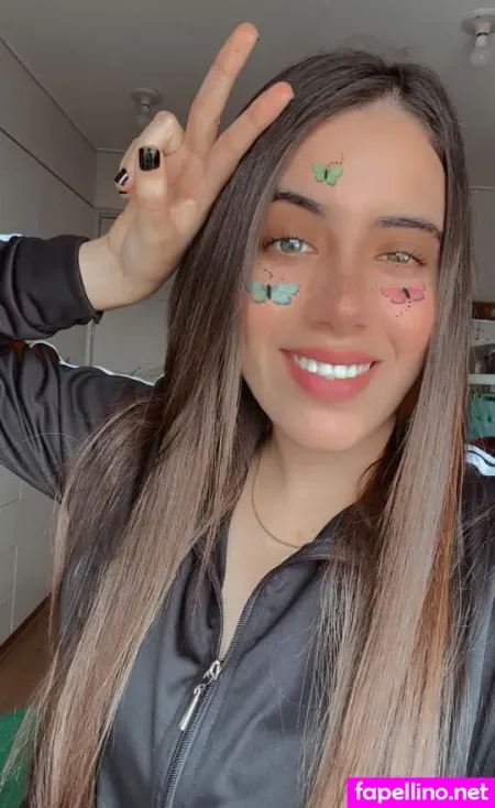 Veronica Boyer OnlyFans Thumbnail #9nOmJf5yE3