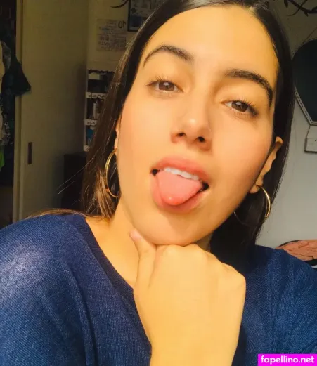 Veronica Boyer OnlyFans Thumbnail #RObSmdaLZQ