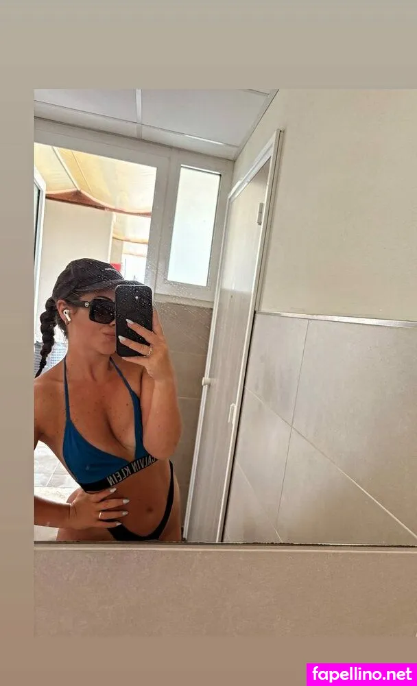 _la_vere_ Nude Leaked OnlyFans Photo #IBm9v1TK7Z