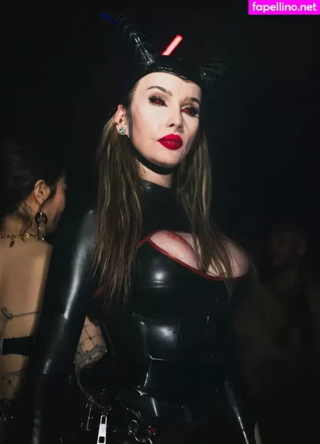 Veronica Carol Blades OnlyFans Thumbnail #Br9zhNFBjR