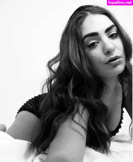 Veronica Correia OnlyFans Thumbnail #uQpguuGUnP