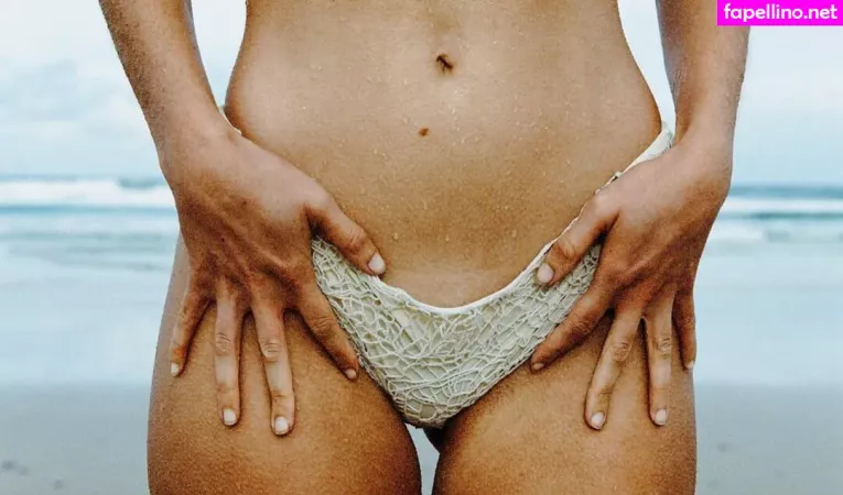 Veronica Desjardins OnlyFans Thumbnail #fE1AsVcENe