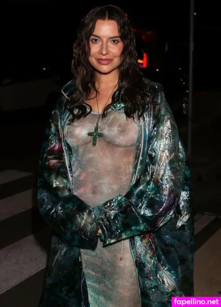 Veronica Ferraro OnlyFans Thumbnail #YR9deMpxEr