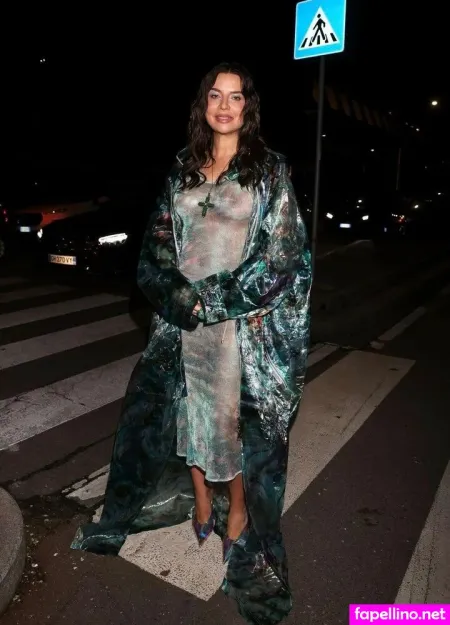 Veronica Ferraro OnlyFans Thumbnail #hnriZqMtXU