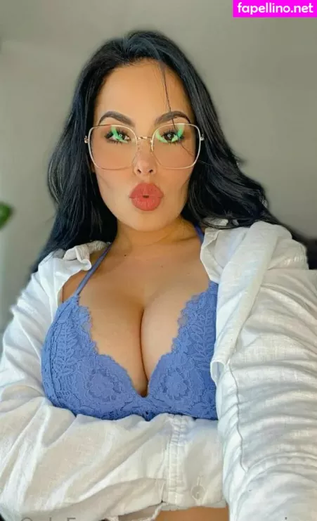 Veronica Flores OnlyFans Thumbnail #eNqm5IwCAh