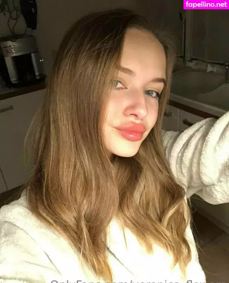 Veronica Flowers OnlyFans Thumbnail #PS7sSBPqM2
