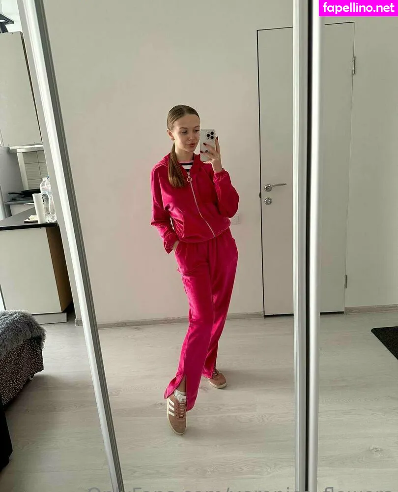 veronica_flowers Nude Leaked OnlyFans Photo #anDuMB81WM