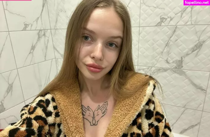 Veronica Flowers OnlyFans Thumbnail #czq2VvZ0QO