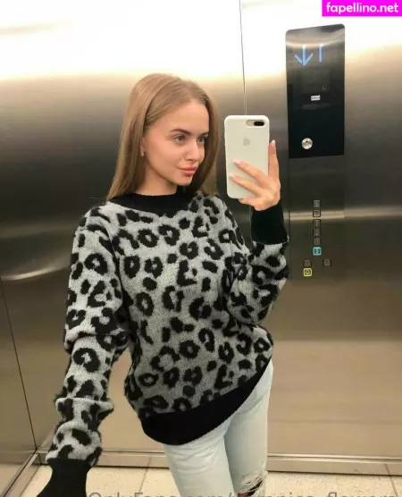 Veronica Flowers OnlyFans Thumbnail #j8hrju9T5n