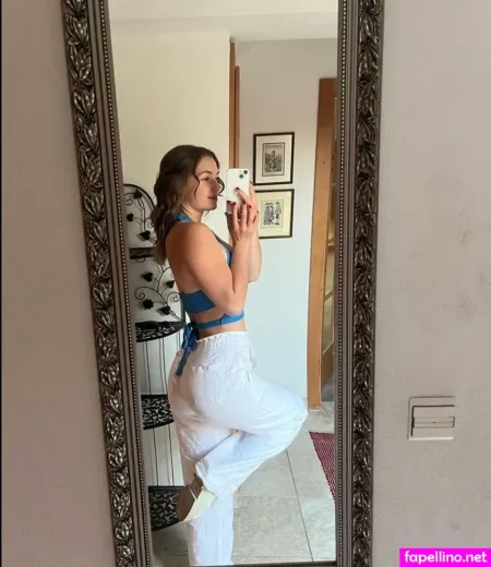 Veronica Kreidl OnlyFans Thumbnail #pMbW8JI5un