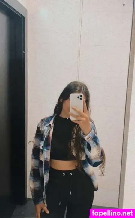 Veronica Marcelino OnlyFans Thumbnail #xDFSQCuFuc