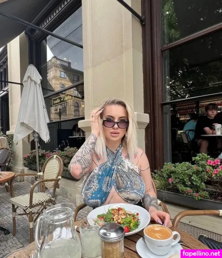 Veronica Moraya OnlyFans Thumbnail #s1kHi65gNs