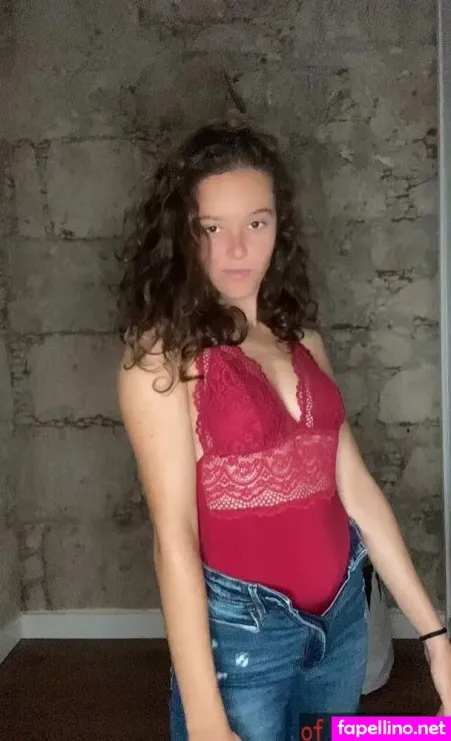 Veronica Olivia OnlyFans Thumbnail #8dwgpVmRMl