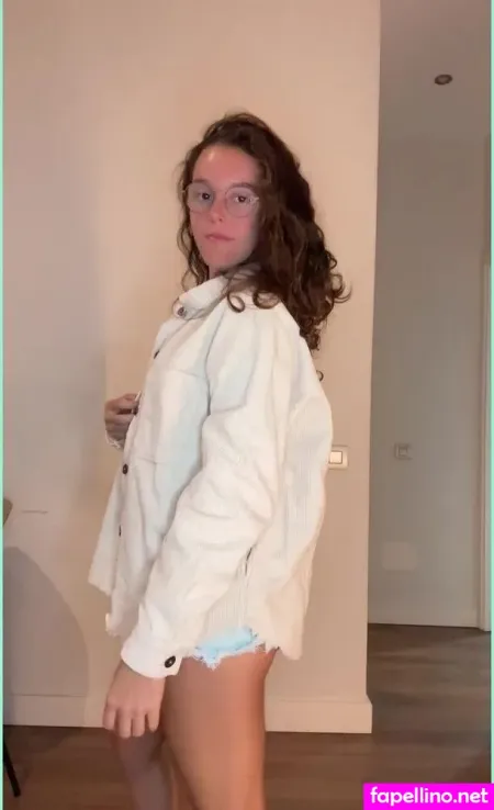 Veronica Olivia OnlyFans Thumbnail #OGhik3RDVs