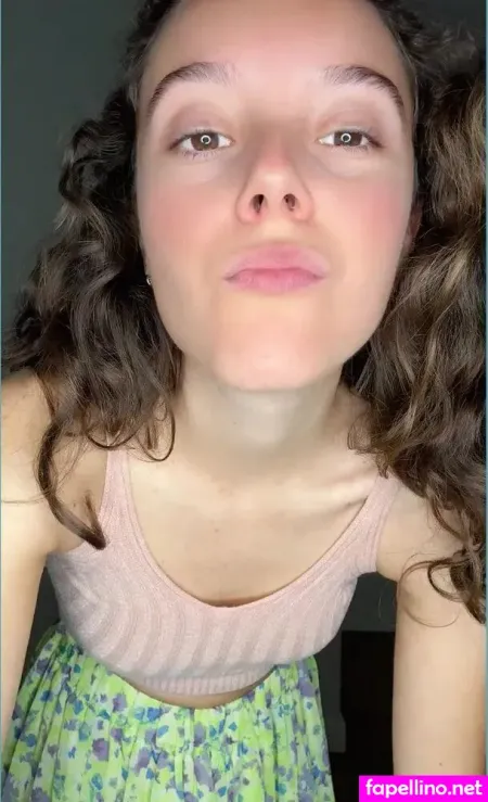 Veronica Olivia OnlyFans Thumbnail #cTt0r2bYQL