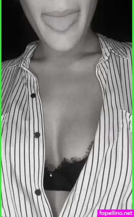 Veronica Olivia OnlyFans Thumbnail #eFlrVmvpm1