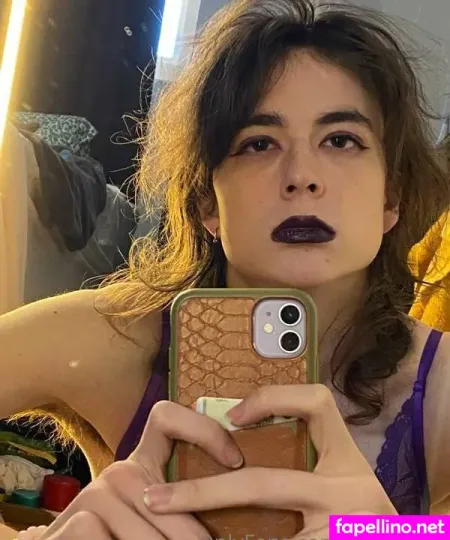 Veronica Ox OnlyFans Thumbnail #R5zL4nYUkl