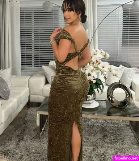 Veronica Ramirez OnlyFans Thumbnail #5AdBTbHrpw