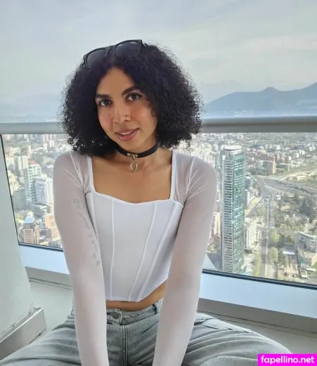 Veronica Sanders OnlyFans Thumbnail #QX9NAXYQIi