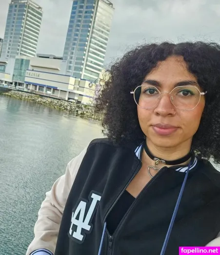 Veronica Sanders OnlyFans Thumbnail #rlwsjPEFEJ