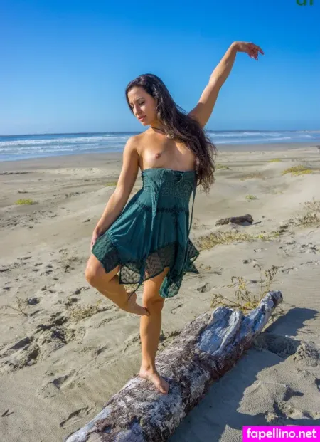 Veronica Stax OnlyFans Thumbnail #LDkl1TxkpB