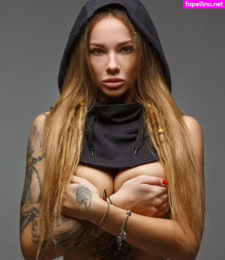 Veronica Wonka OnlyFans Thumbnail #965S7vhqsE