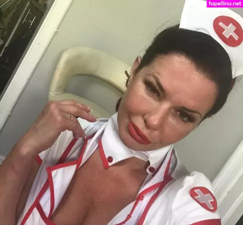 Veronicaavluv OnlyFans Thumbnail #KfxKsBH2Lf