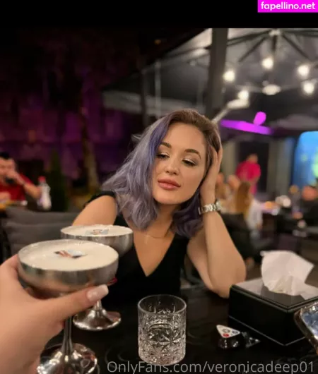 Veronicadeep01 OnlyFans Thumbnail #Klui48dIDY