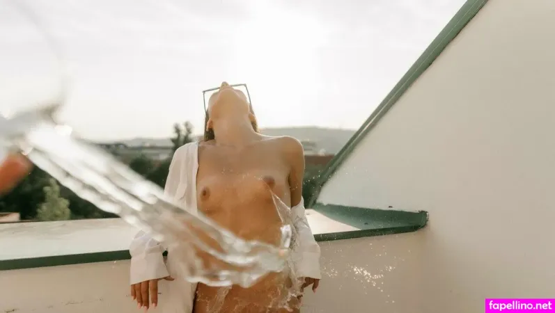 Veronicafoxova OnlyFans Thumbnail #MK7bLuKSjw