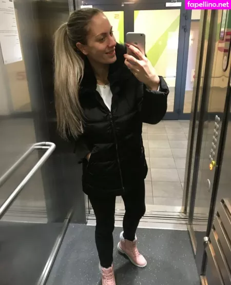 Veronicafreee OnlyFans Thumbnail #8Wpx8FvrkS