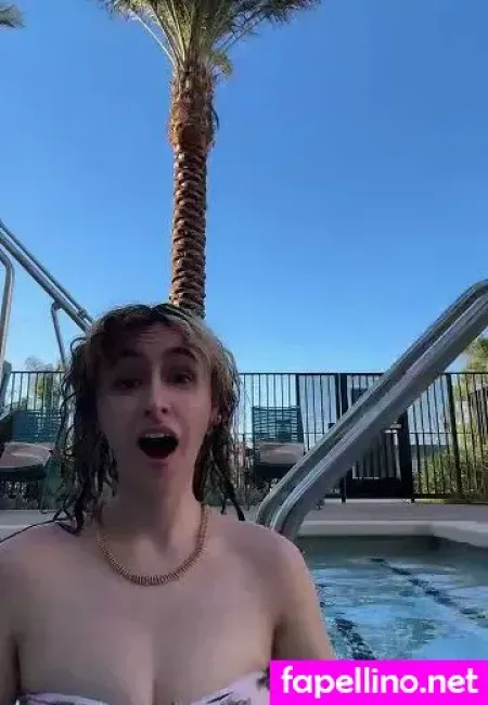 Veronicafreymusic OnlyFans Thumbnail #l1xYtGURf4