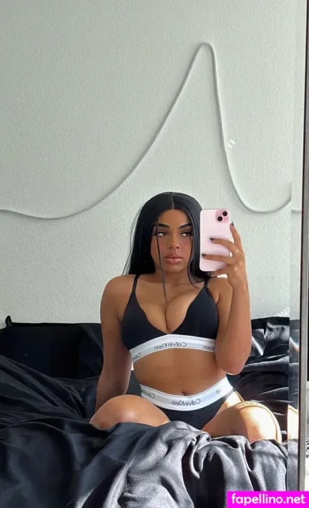 Veronicahill002 OnlyFans Thumbnail #avwpcBbu5f