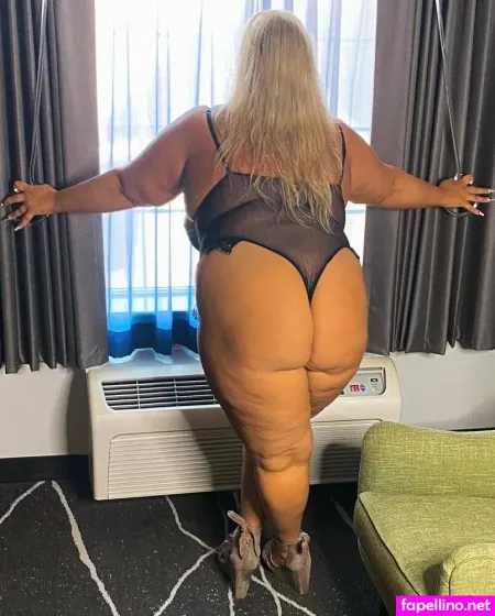 Veronicajasmine OnlyFans Thumbnail #iAlFaEZkYP